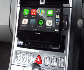 Land Cruiser 79 CarPlay